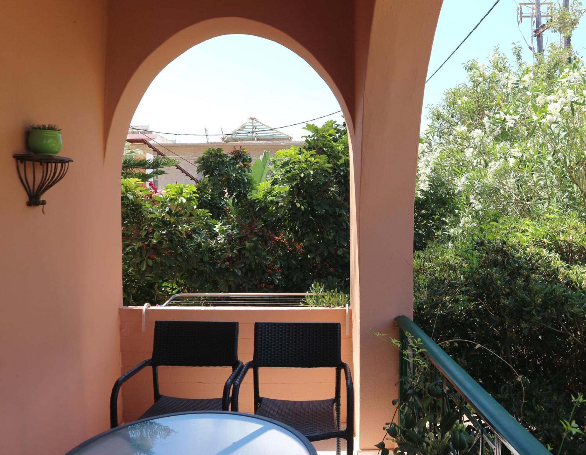 Villa Eleni Seaside Apartments Platanias  Room photo