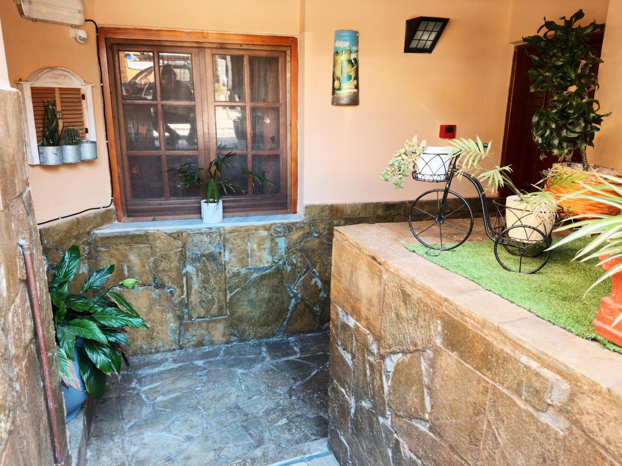 Villa Eleni Seaside Apartments Platanias  Exterior photo