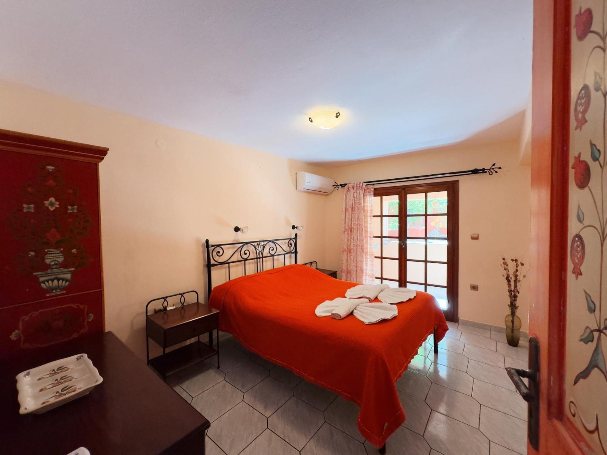 Villa Eleni Seaside Apartments Platanias  Exterior photo